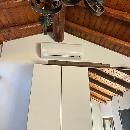 Little Escape Olgiasca