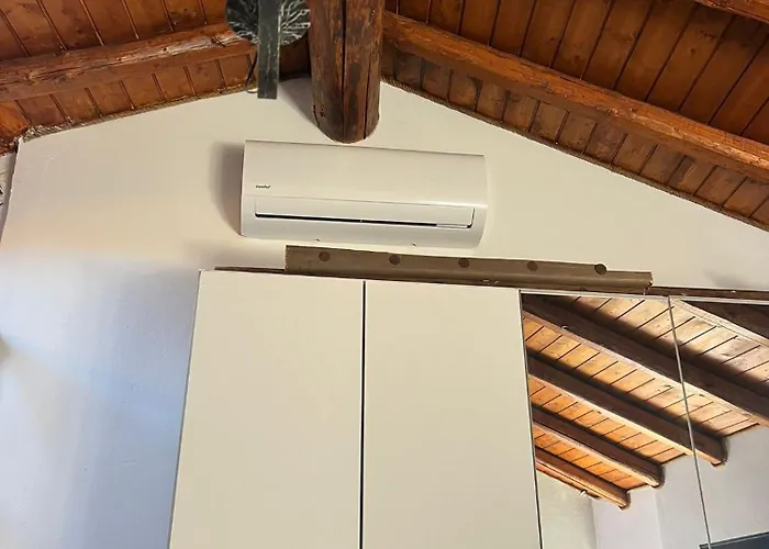 Little Escape Olgiasca